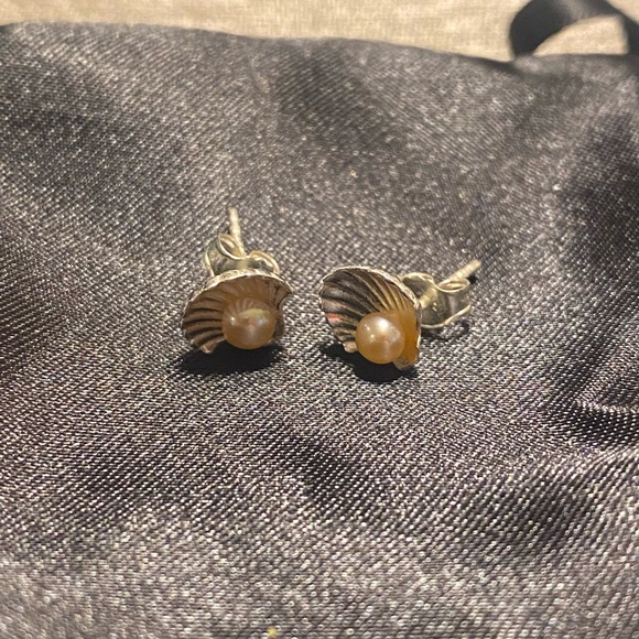 Disney Collection Cultured Freshwater Pearl Sterling Silver Ariel Stud Earrings - Picture 2 of 4